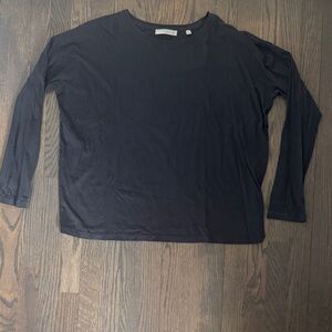 Vince Black Long-Sleeve Pima Cotton Crewneck relaxed boxy Top, size medium